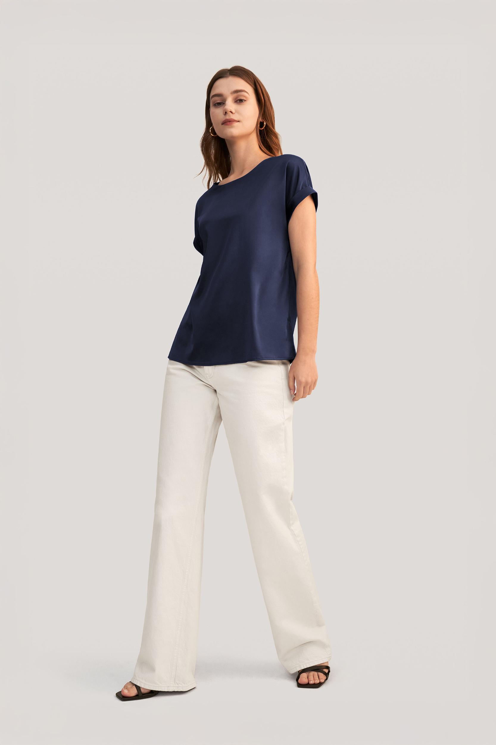 Short Sleeves Round Neck Silk Tee Product Image