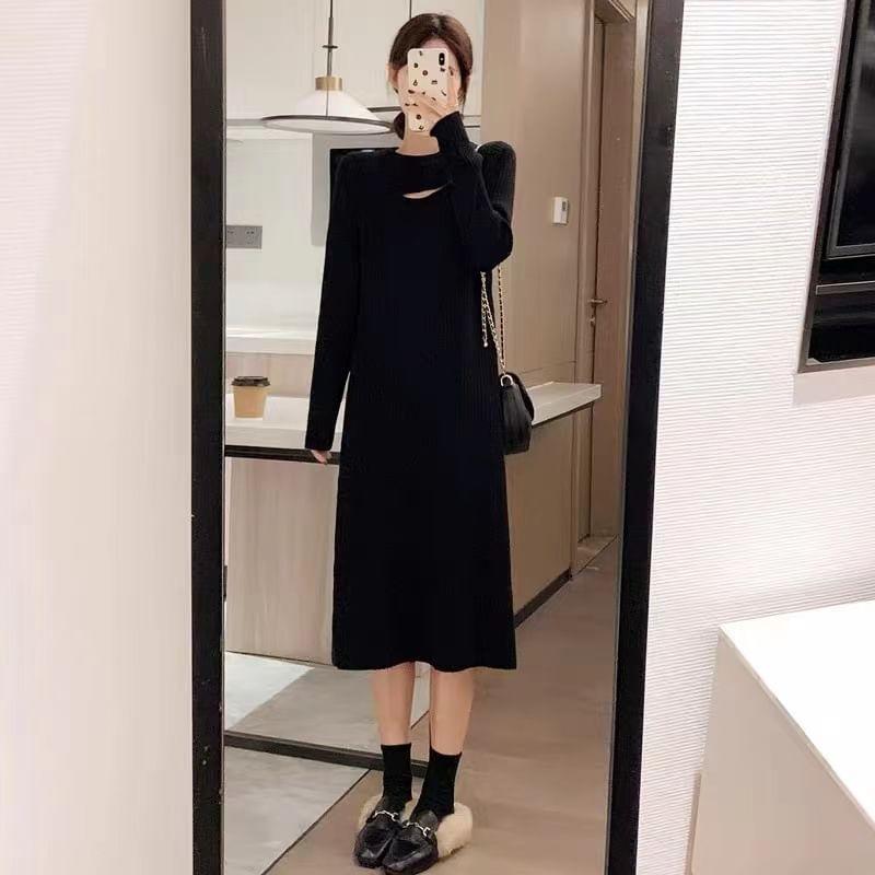 Long Sleeve Round Neck Plain Cutout Ribbed Knit Midi Bodycon Dress Product Image