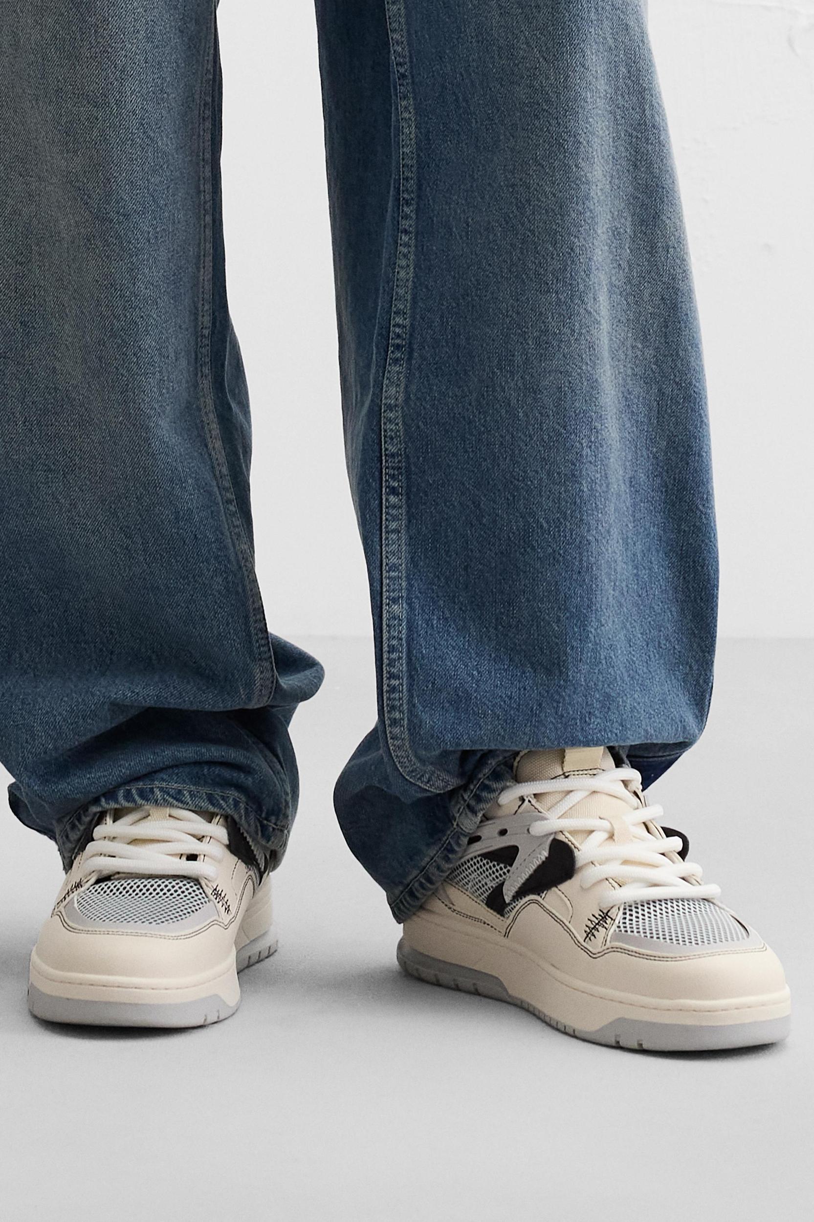 MESH SKATE SNEAKERS Product Image