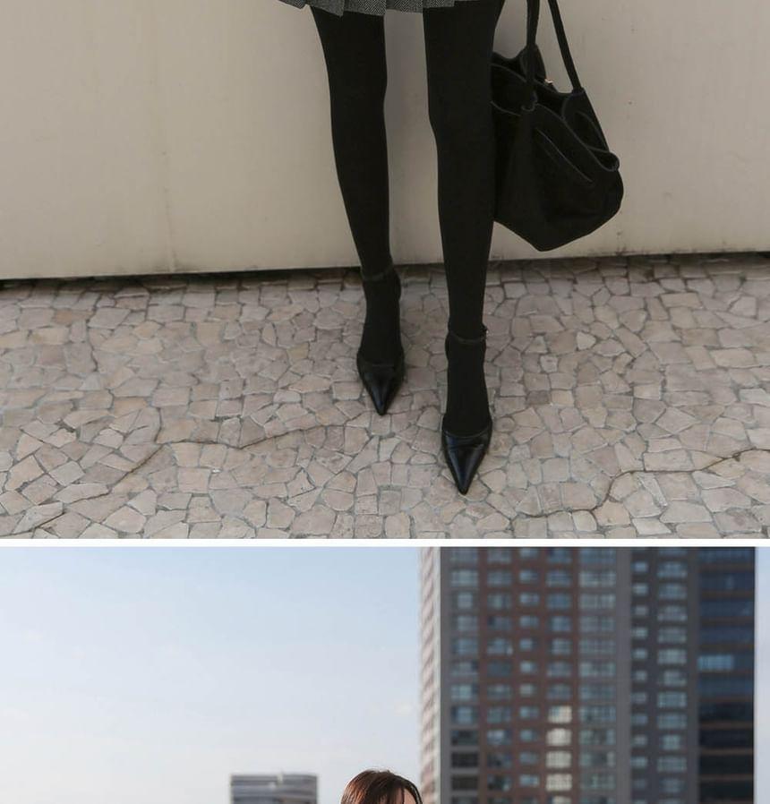 Long-Sleeve Notch Lapel Pleated Romper Product Image
