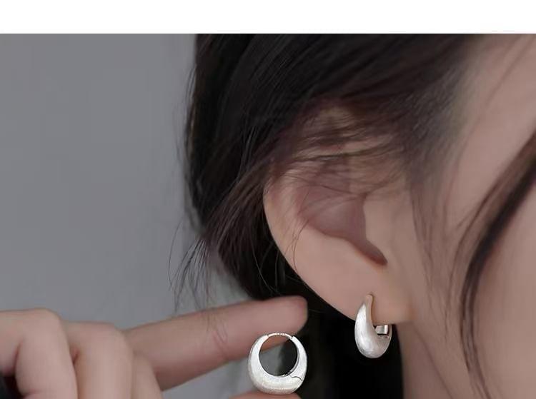 Sterling Silver Thick Hoop Earring Product Image