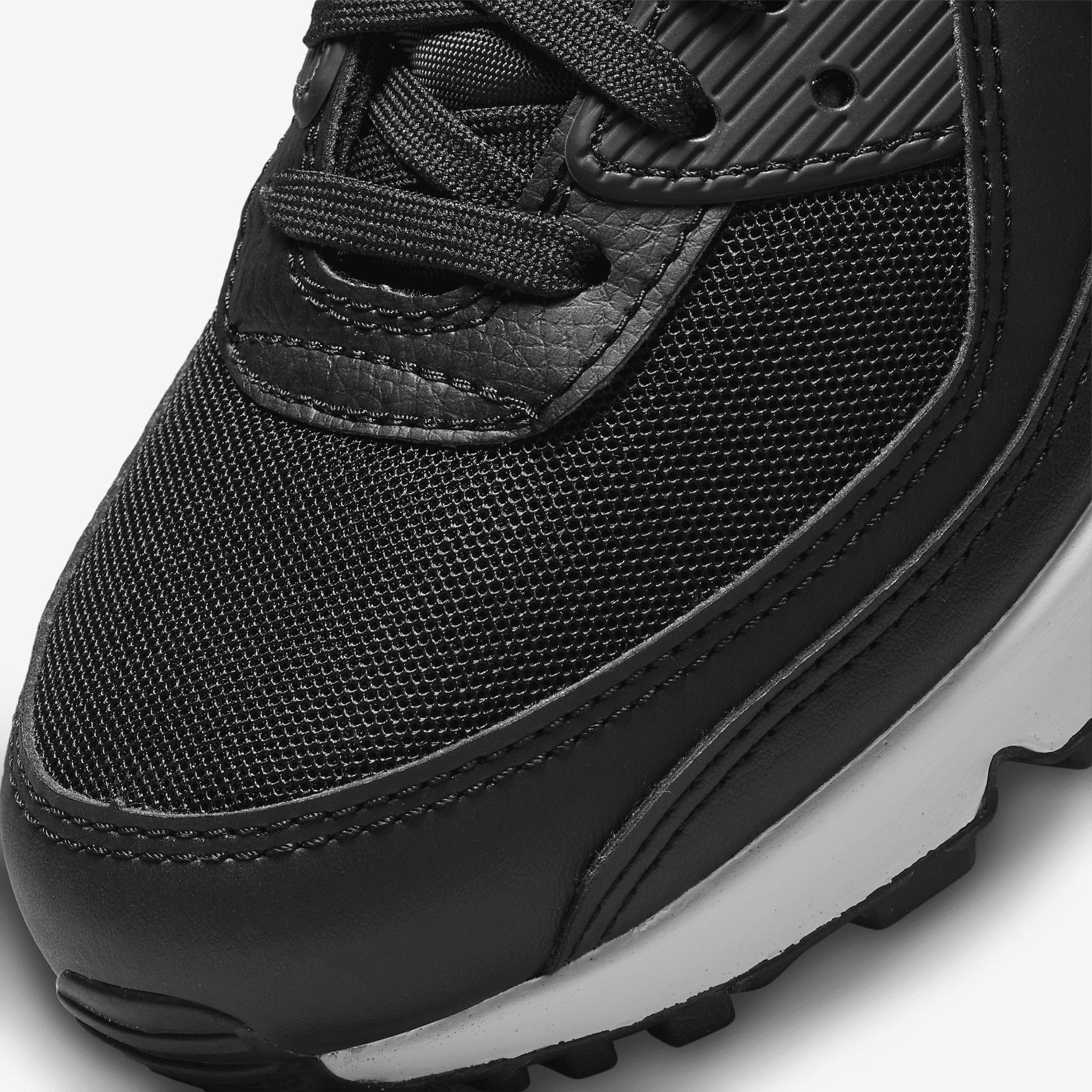 Nike Women's Air Max 90 Shoes Product Image
