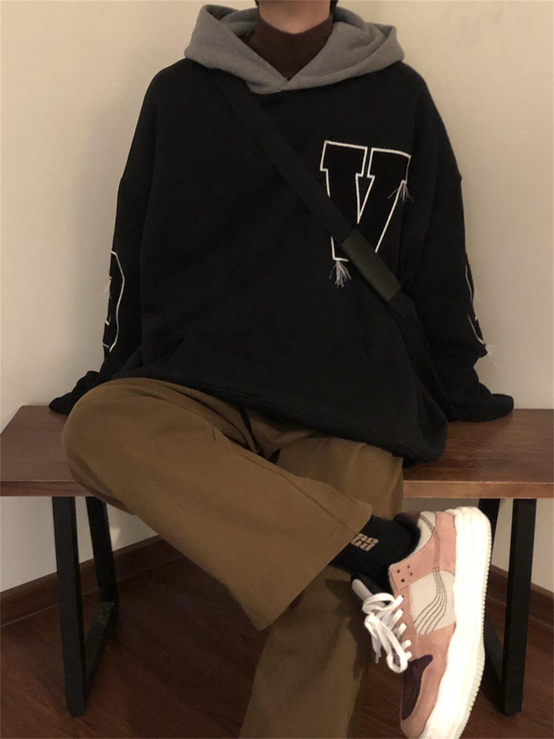 RT No. 3243 TWO-TONE EMBROIDERED HOODIE Product Image