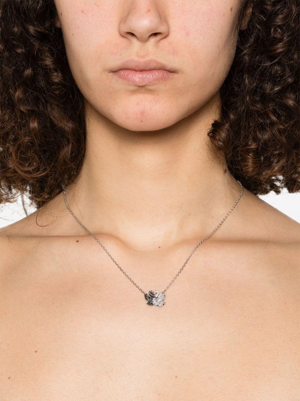 Swan pendant necklace Product Image