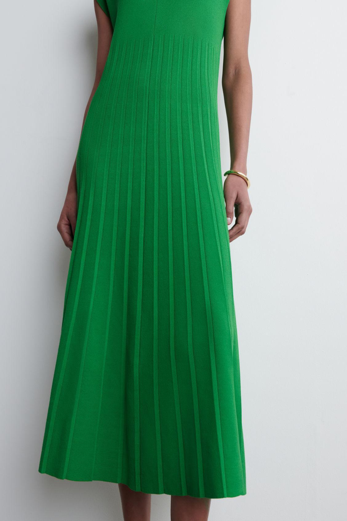 KNITTED PLEATED MAXI DRESS Product Image
