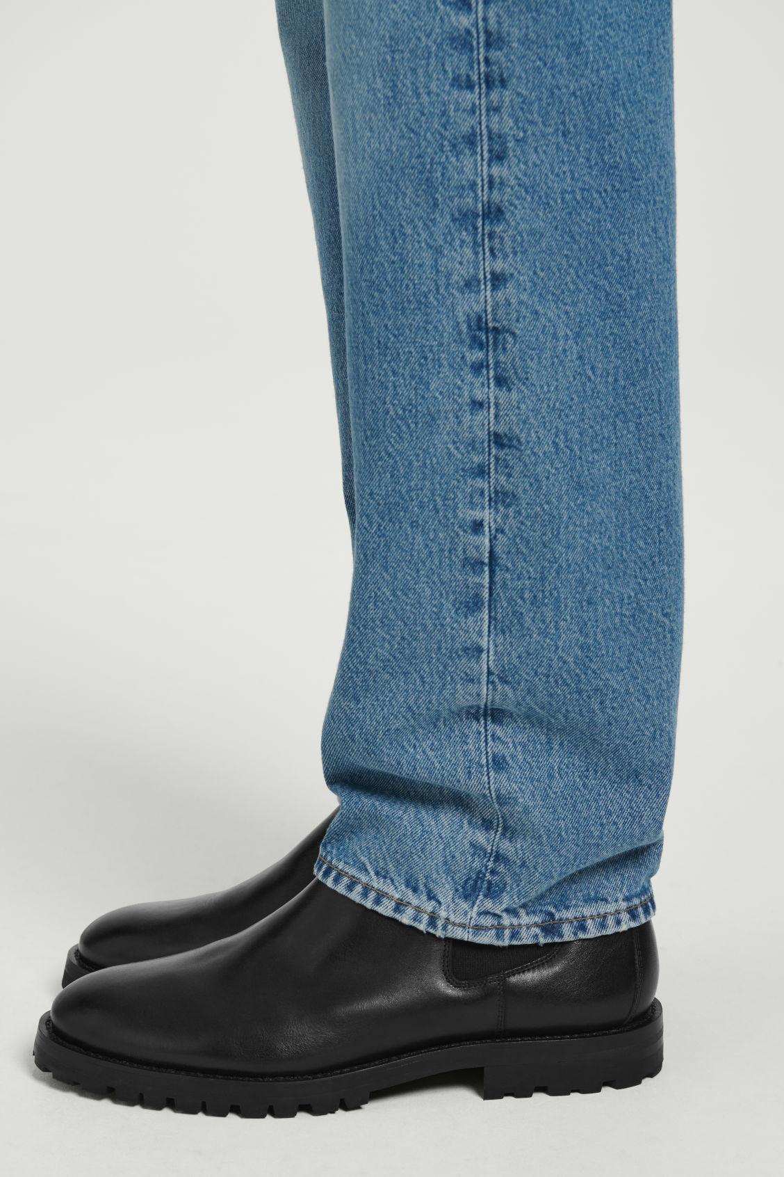 SIGNATURE STRAIGHT-LEG JEANS Product Image
