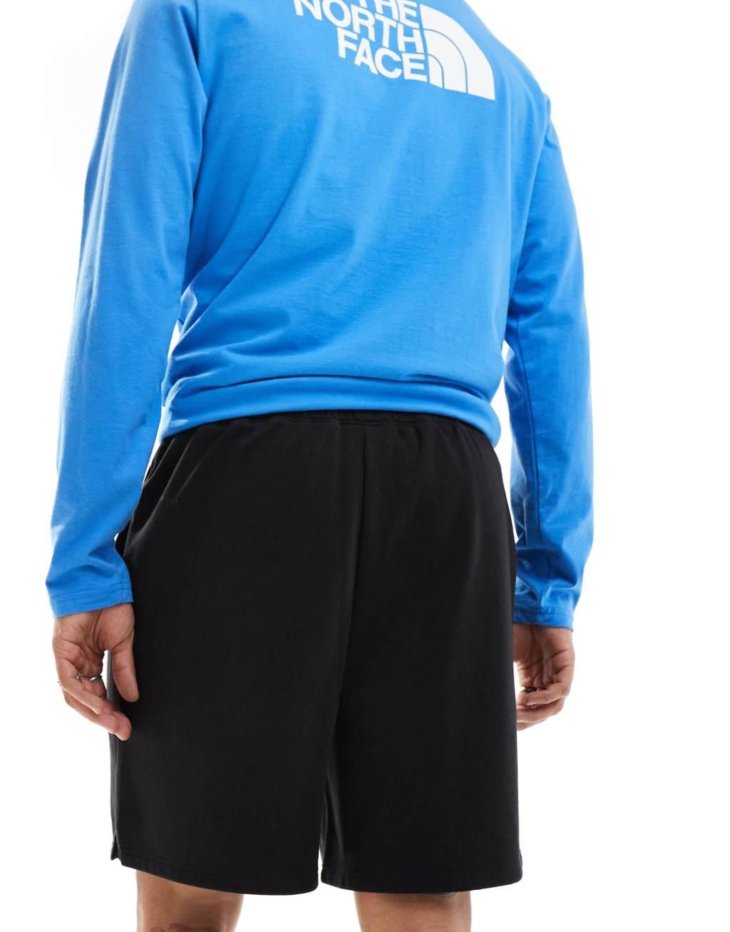 The North Face Evolution shorts in black Product Image