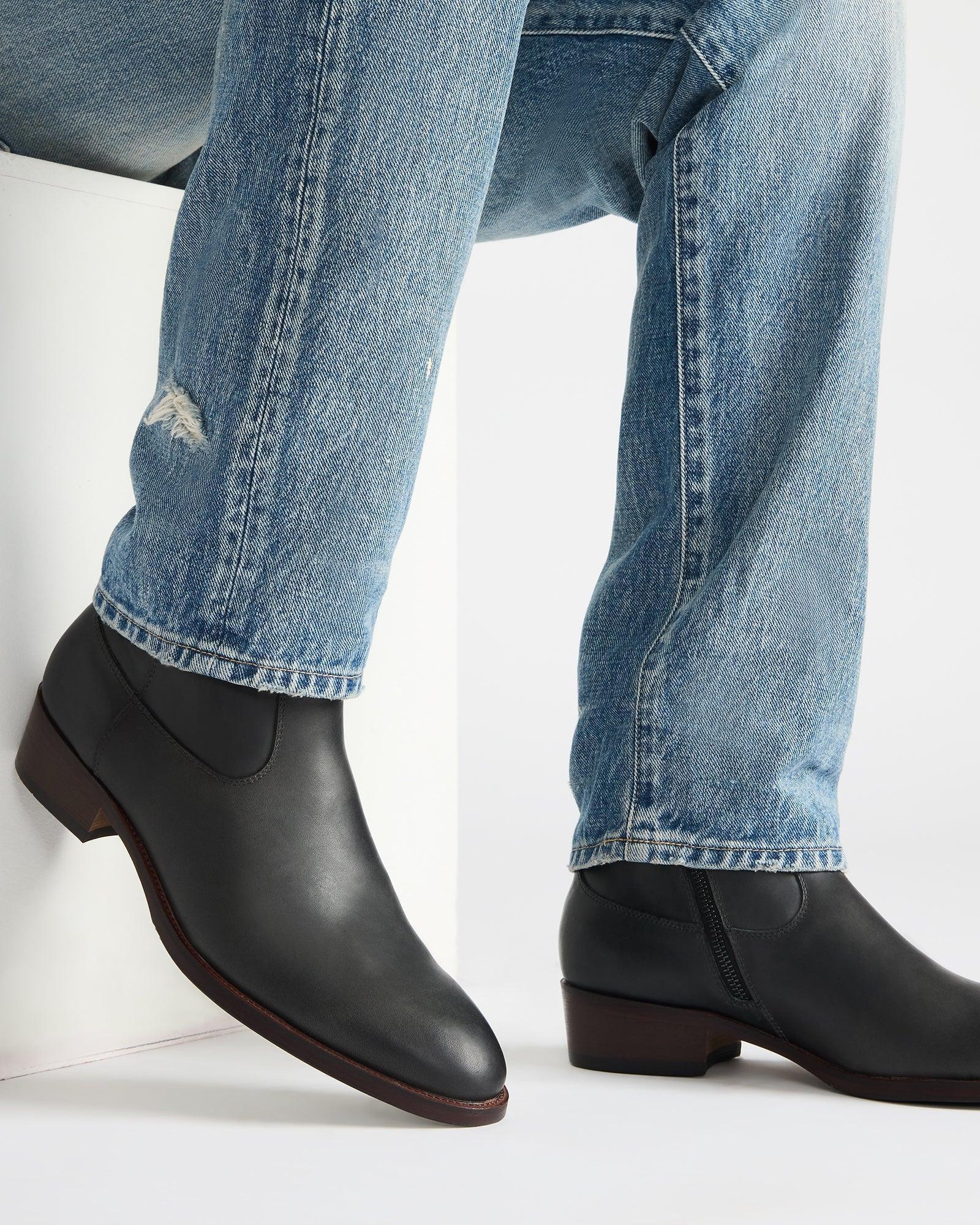 HENDRIK BLACK LEATHER Male Product Image