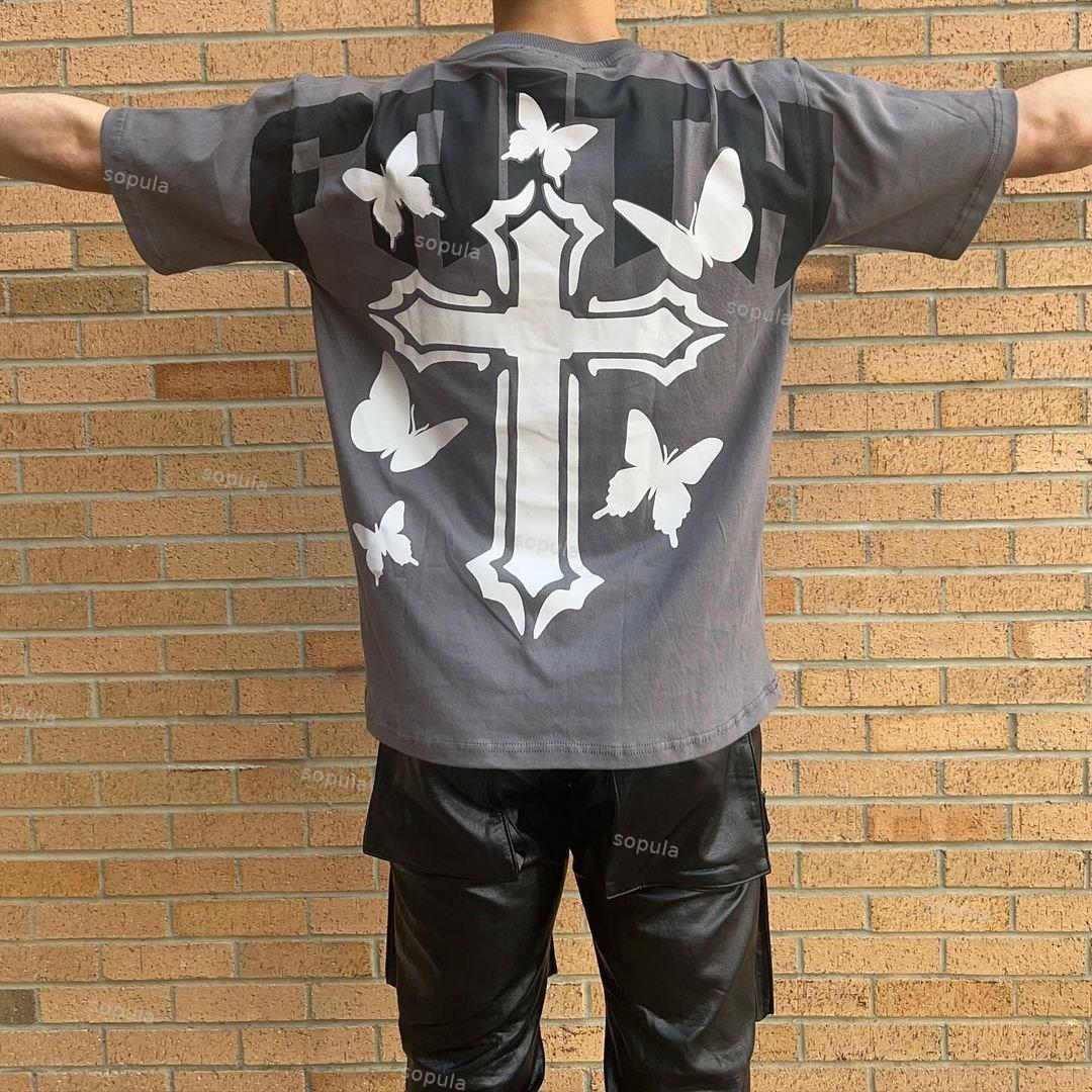 Men's Butterfly Faith Cross Vintage Graphic Cotton T-Shirt Product Image