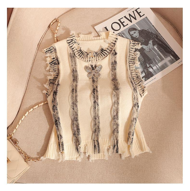 Round Neck Butterfly Detail Distressed Crop Sweater Vest Product Image