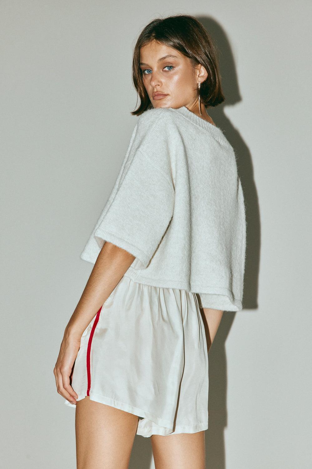 Moonscapes Shorts Cream Product Image