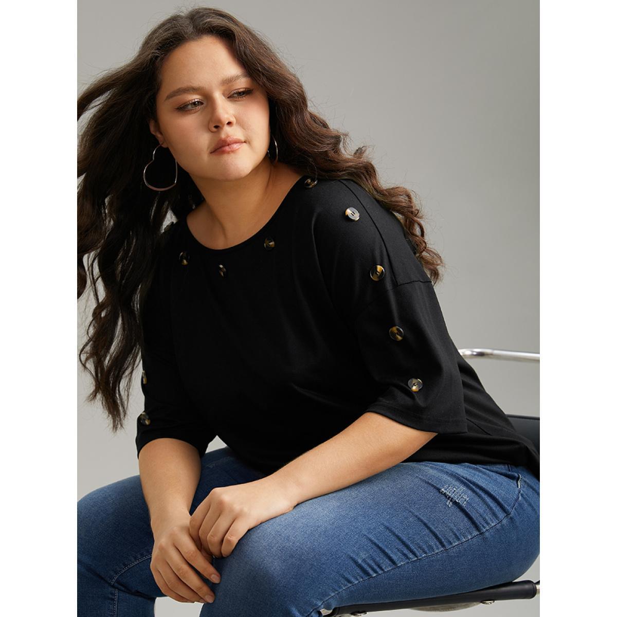 Plus Size Plain Button Detail Drop Shoulder T-shirt Black Women Casual Button Plain Round Neck Dailywear T-shirts BloomChic 26/4X Product Image