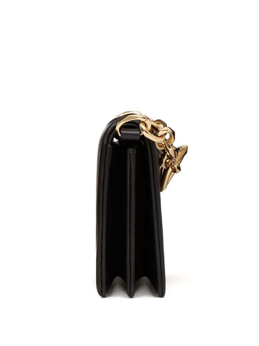 VLogo chain shoulder bag Product Image