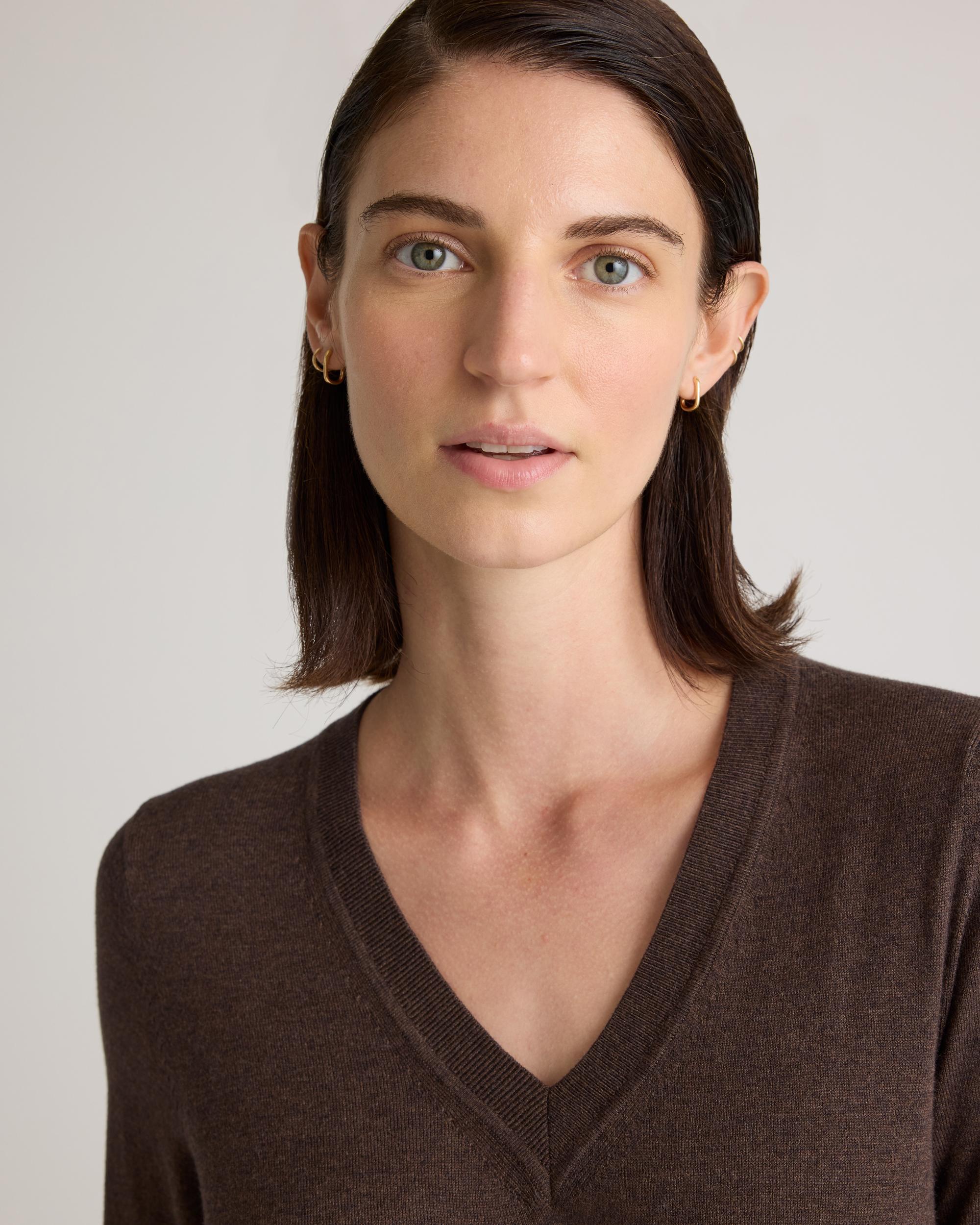 Quince | Women's Lightweight Cotton Cashmere V-Neck Sweater Size XL, Organic Cotton Product Image