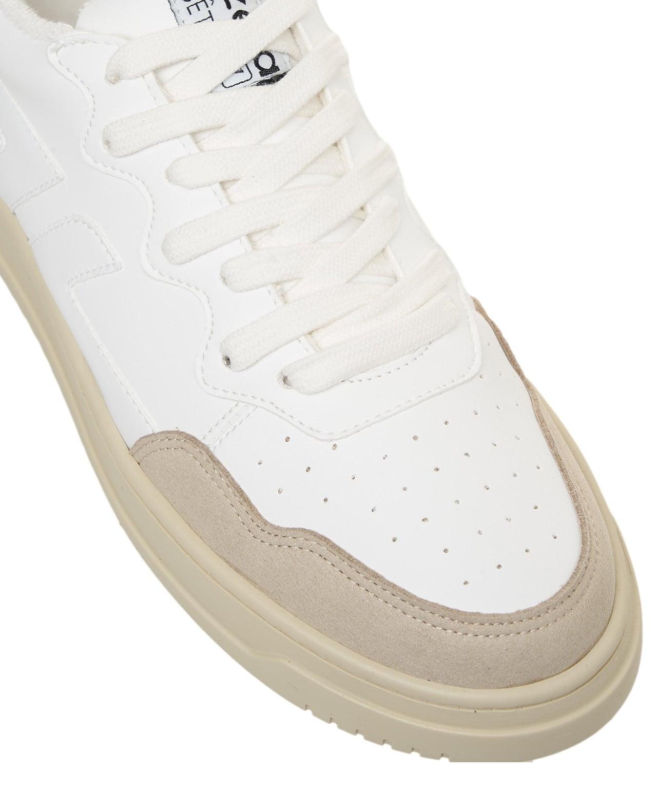 Sneakers 'Beta' Product Image