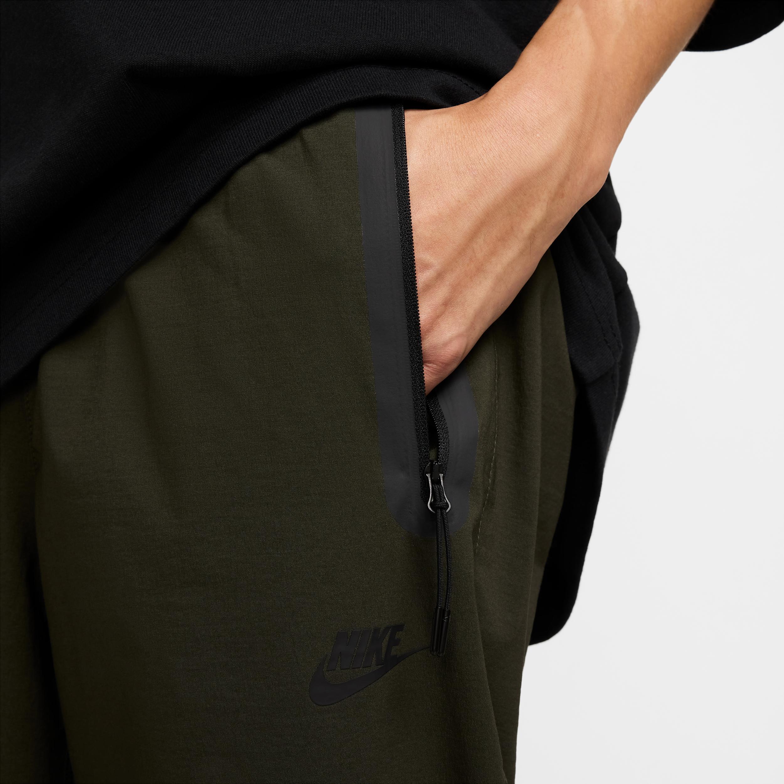 Nike Tech Men's Woven Pants Product Image