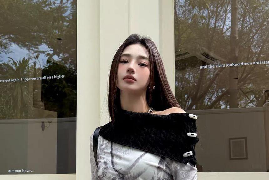 Long-Sleeve Off-Shoulder Print Asymmetrical Cable Knit Panel Slim Fit Top Product Image