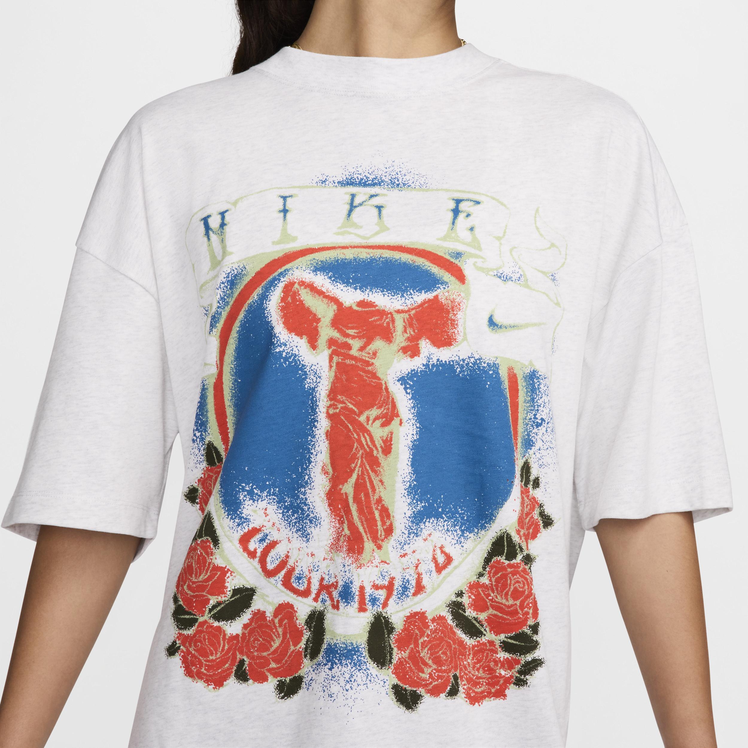 Nike Sportswear Essential Women's Oversized T-Shirt Product Image
