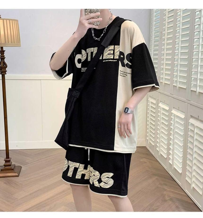 Set: Elbow-Sleeve Two Tone Lettering T-Shirt + Shorts Product Image