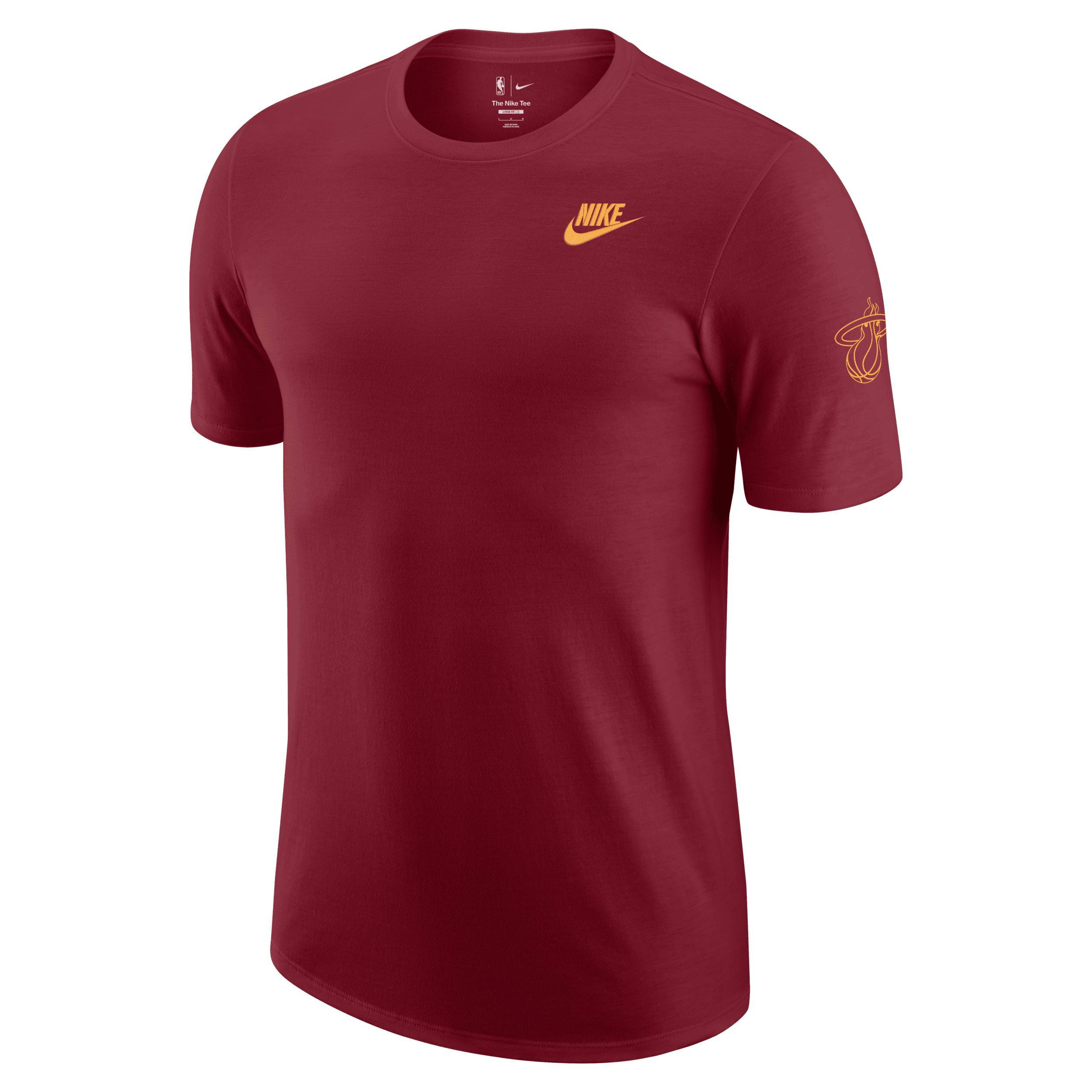 Miami Heat Essential Club Nike Men's NBA T-Shirt Product Image