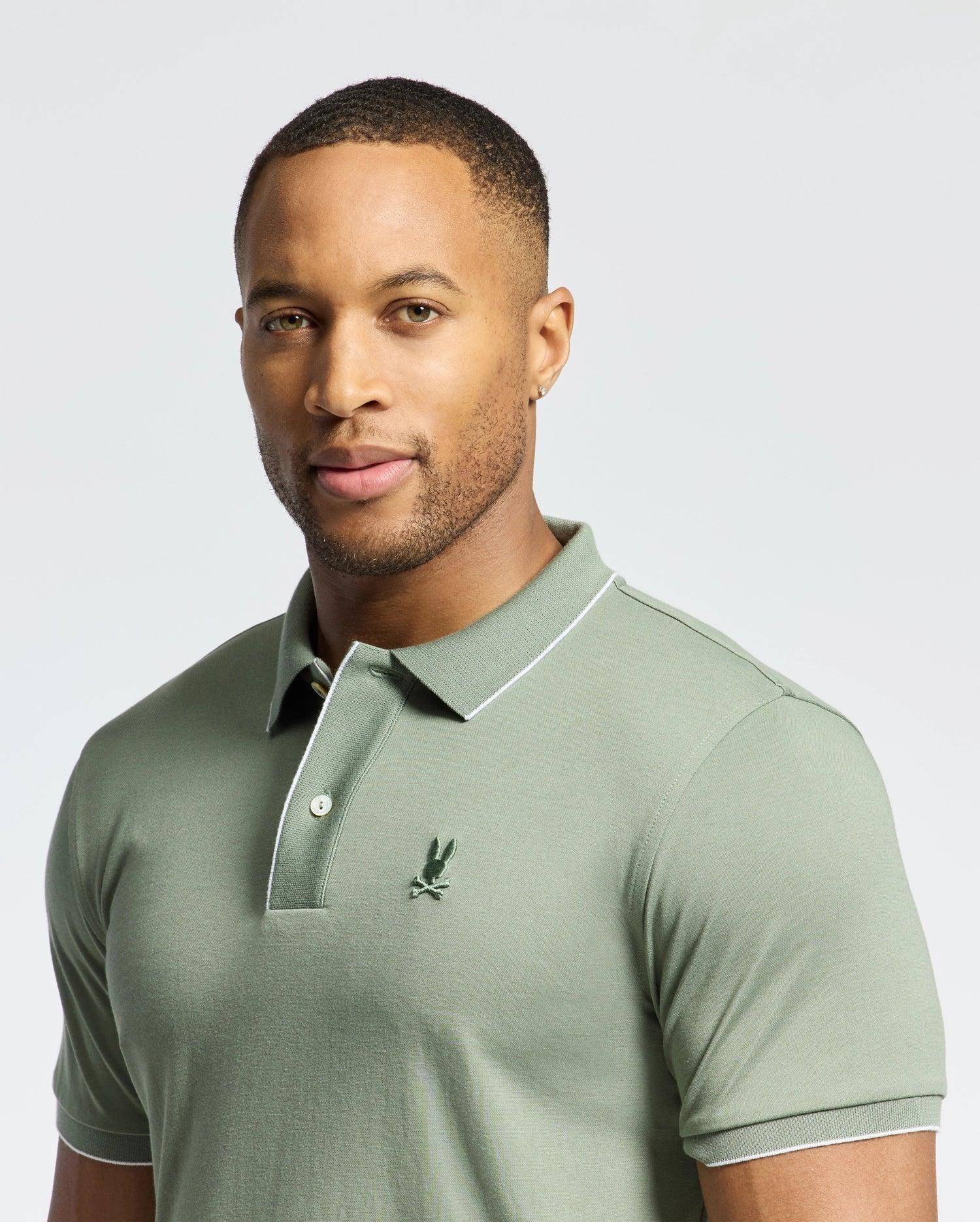 MENS BRYCE PERFORMANCE PIQUE POLO - B6K486F200 Male Product Image
