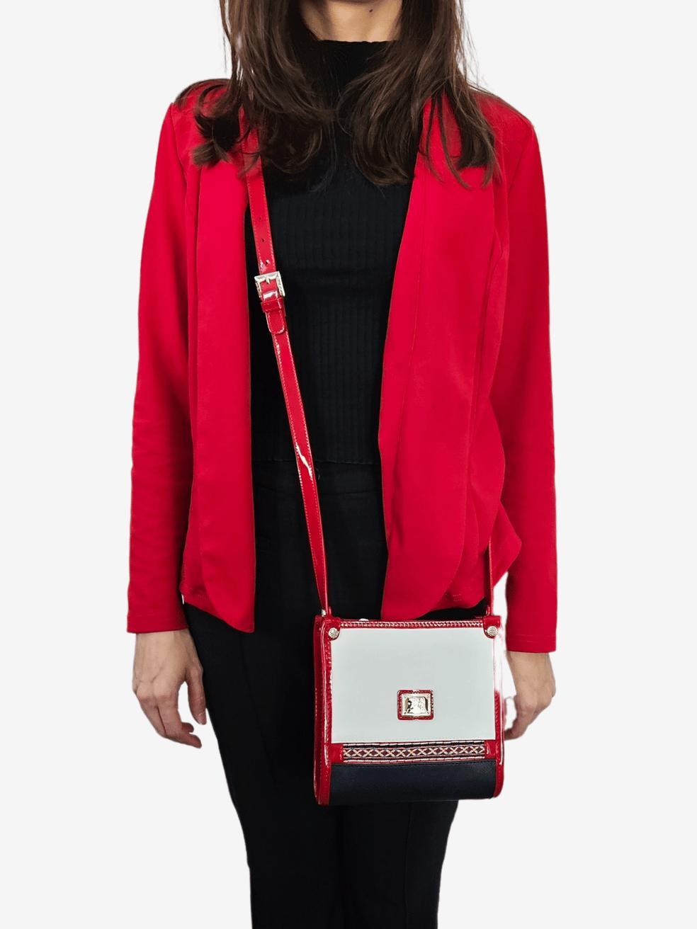 Twist Crossbody Bag Female Product Image