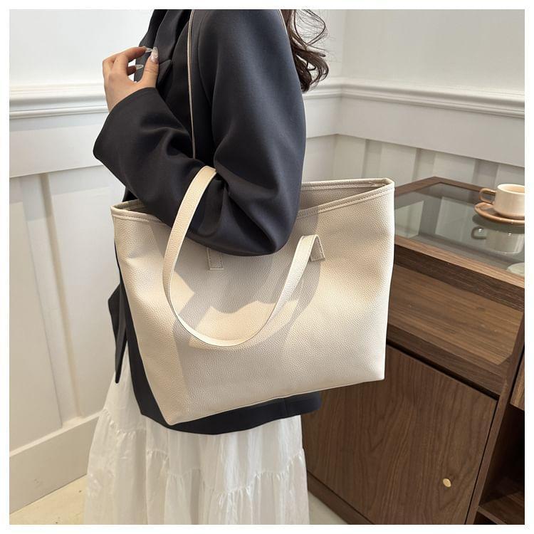 Plain Faux Leather Tote Bag Product Image