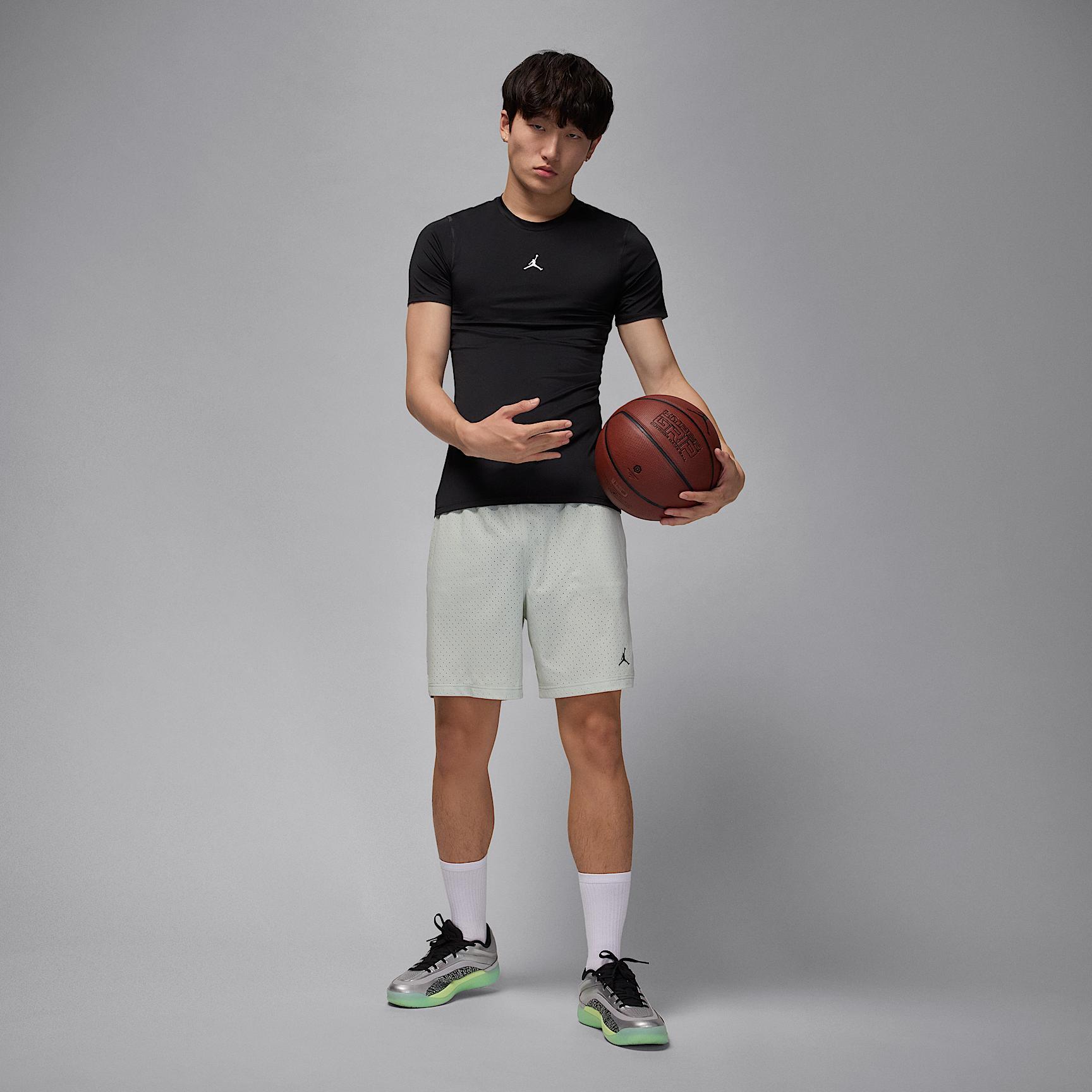 Jordan Sport Men's Dri-FIT Short-Sleeve Base Layer Top Product Image