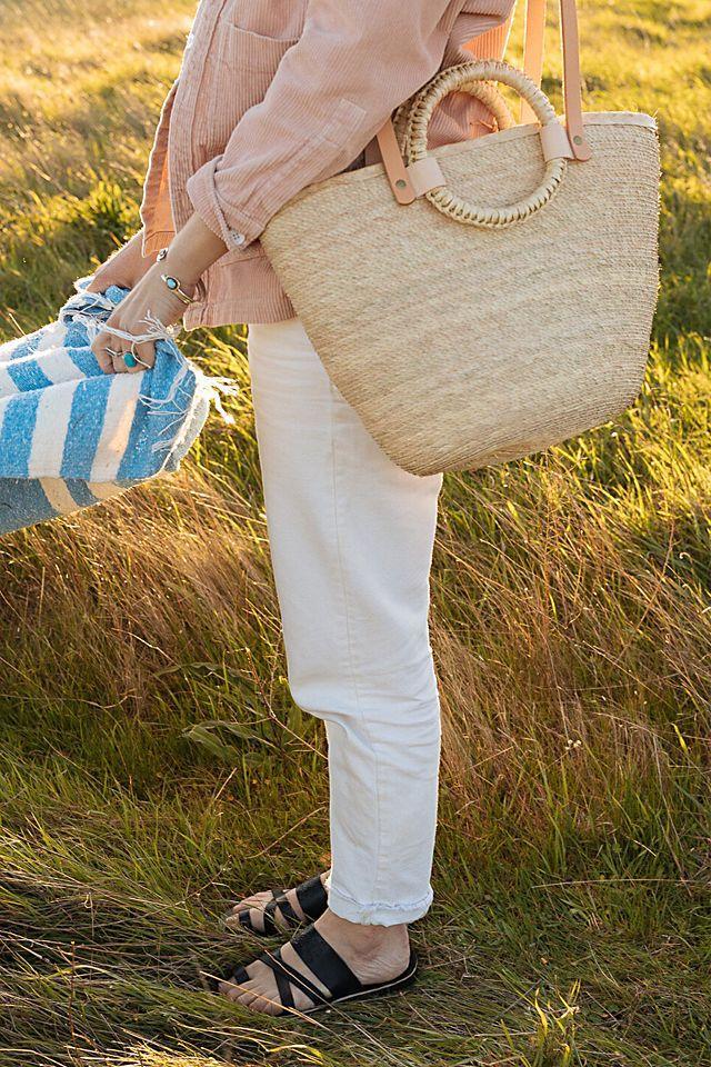 Caminito Tote Basket Bag Product Image