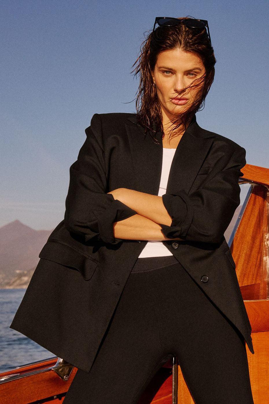 First-Class Blazer - Black Product Image