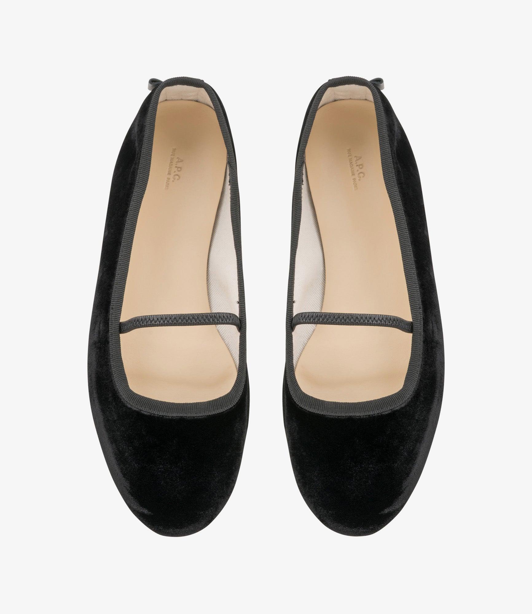 Swan ballet flats Product Image