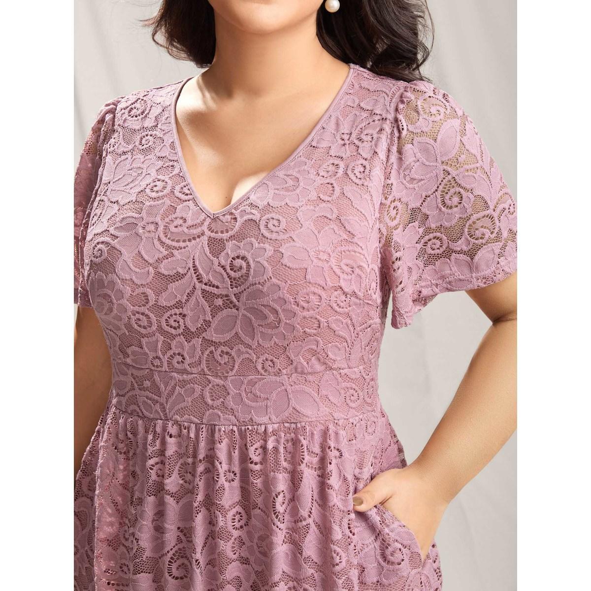 Plus Size Romantic Lace Cinched Waist Maxi Dress Mauve Women V-neck Short sleeve Curvy BloomChic 14-16/1X Product Image