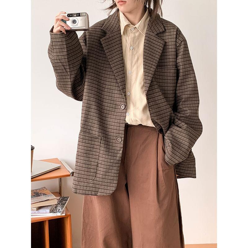 Long-Sleeve Single Breasted Plaid Blazer Product Image