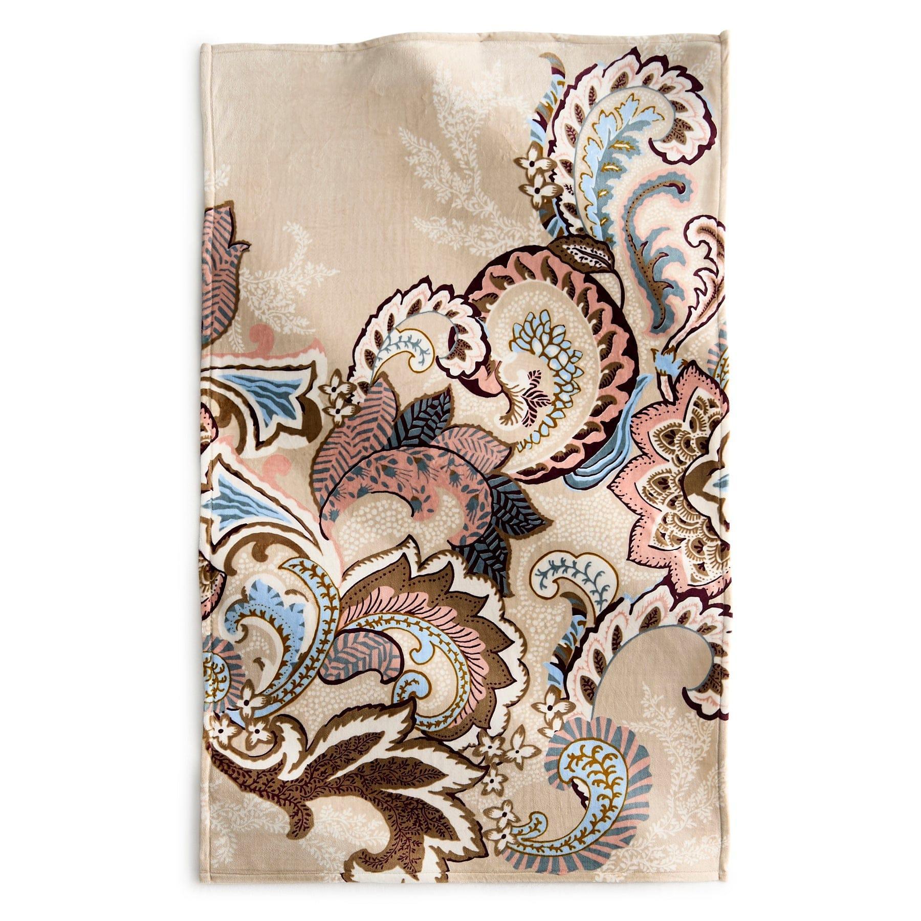 Plush Throw Blanket Product Image