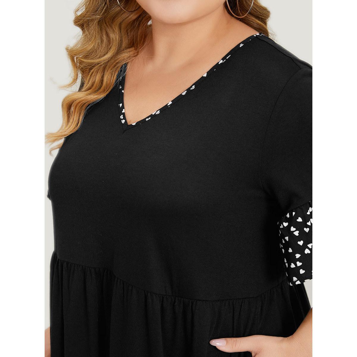 Plus Size Supersoft Essentials Heart Print Patchwork Flutter Trim Dress Black Women Casual Gathered V-neck Short sleeve Curvy Midi Dress BloomChic 10/M Product Image