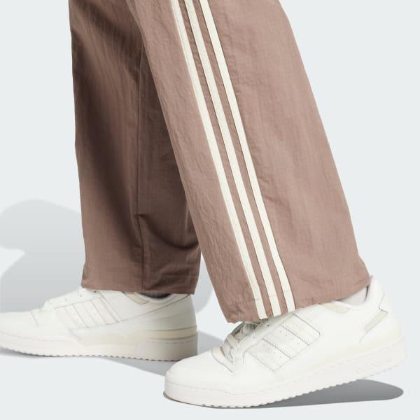 adidas Adicolor Classics 3-Stripes Cargo Pants Trace Brown XL Mens Product Image