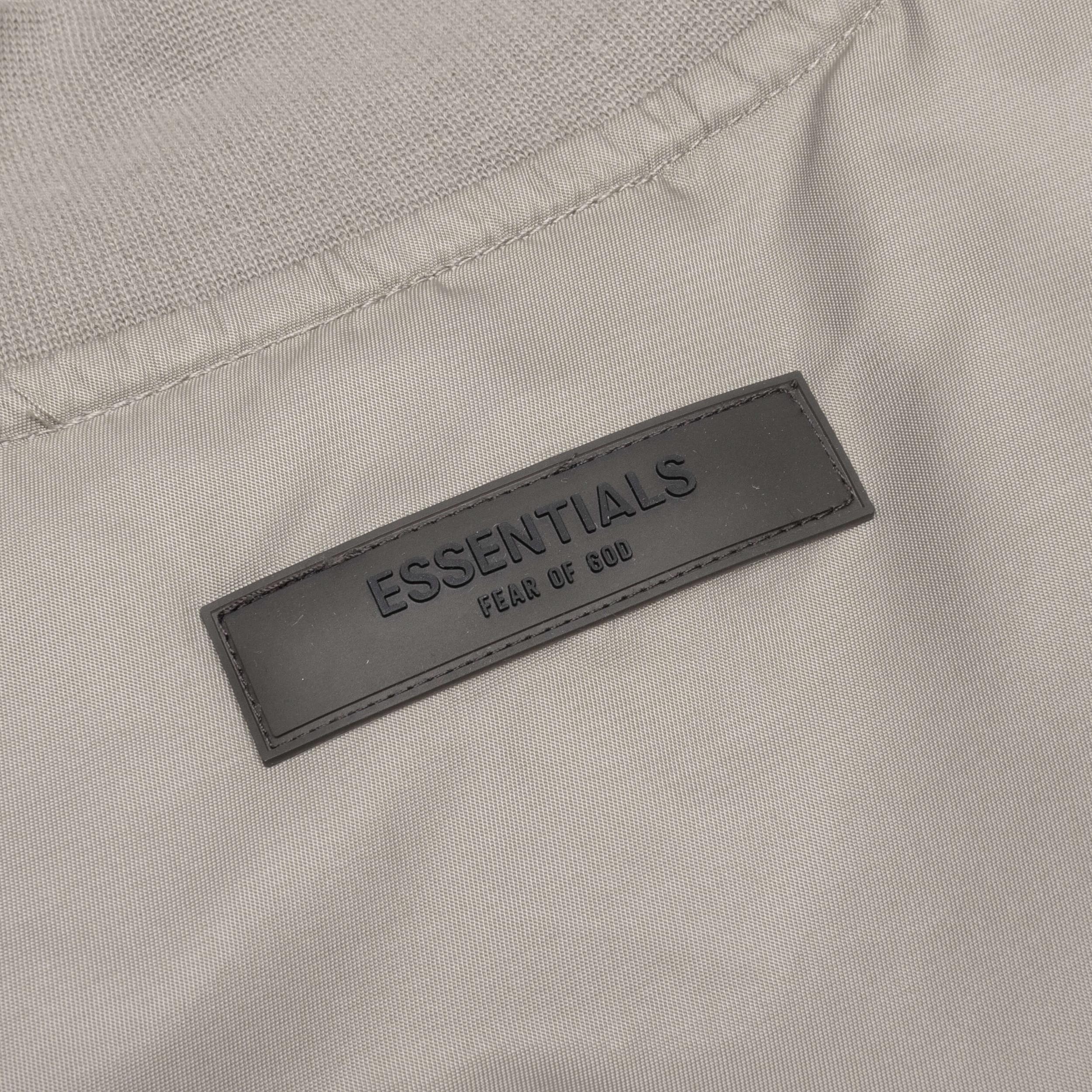Essentials Half Zip Pullover - Desert Taupe Male Product Image