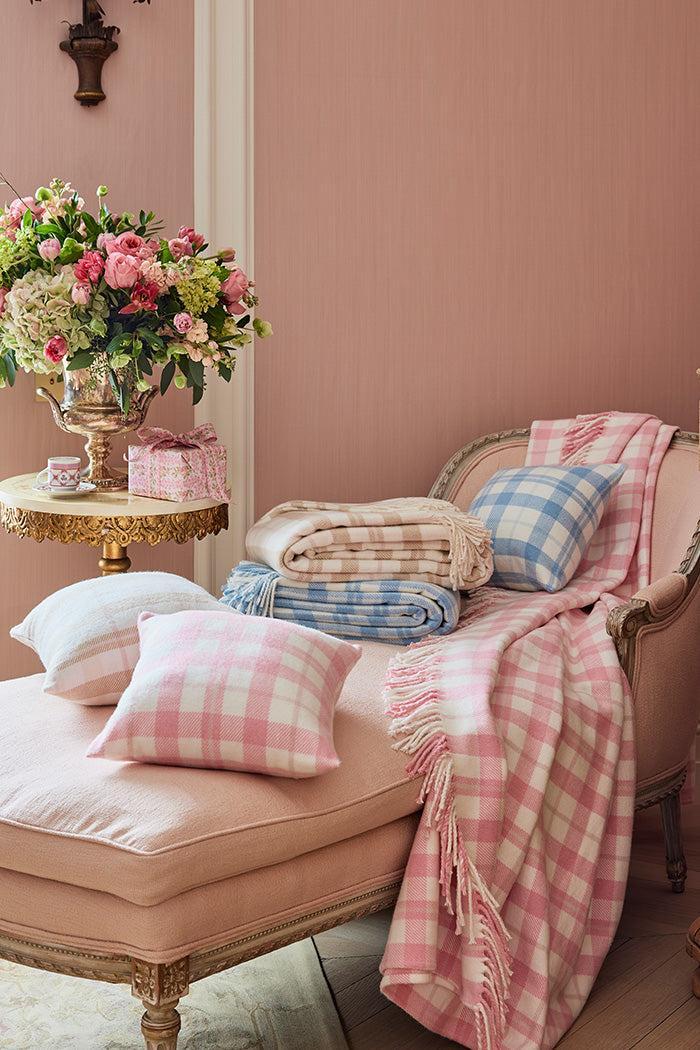 Queen Plaid Throw Blanket - BLUE PLAID Product Image