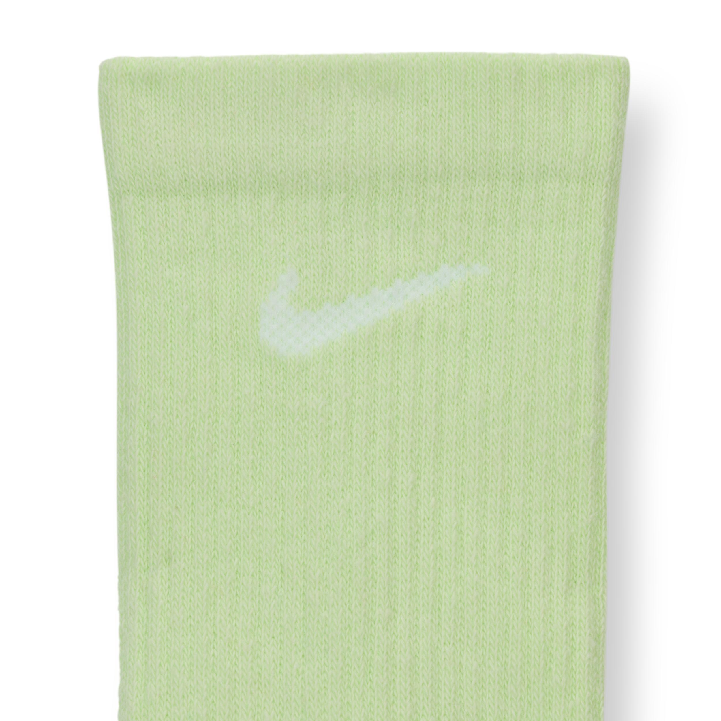 Nike Men's Everyday Plus Cushioned Training Crew Socks (6 Pairs) Product Image