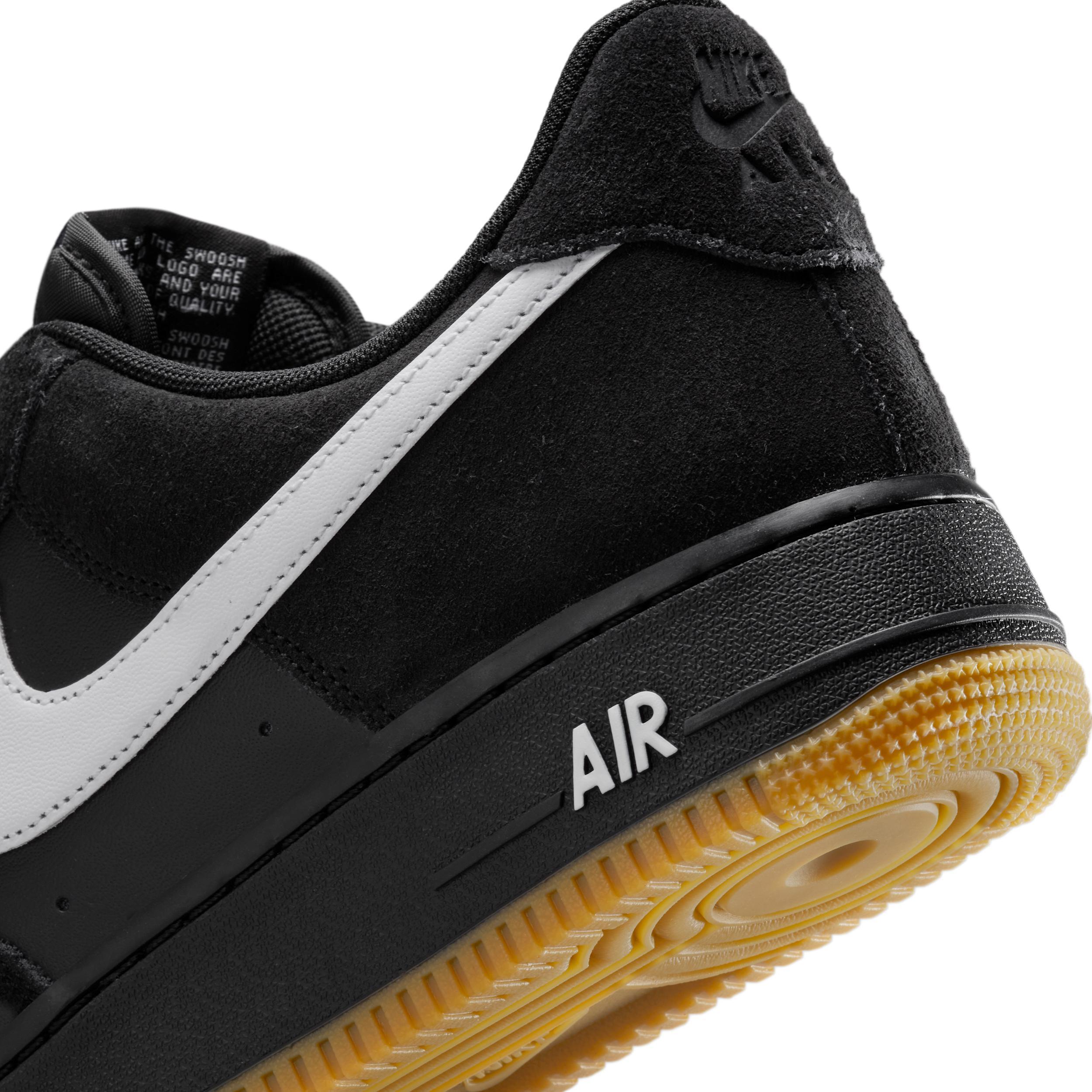 Nike Men's Air Force 1 '07 LV8 Shoes Product Image