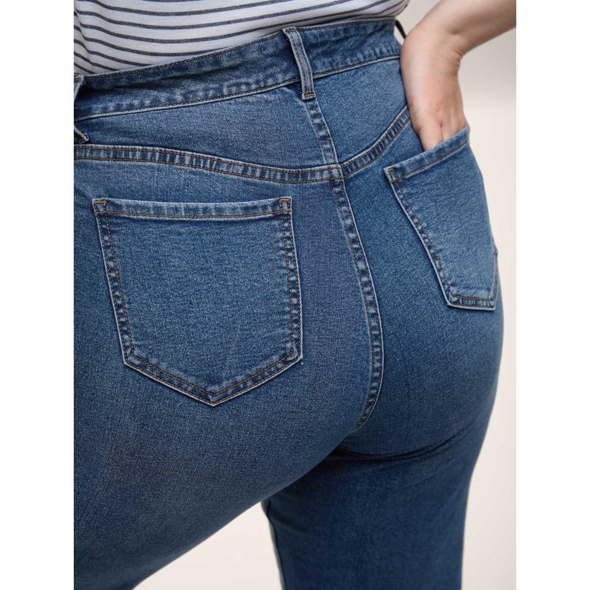 Plus Size Cowboy Waist Straight-Leg Mid-Rise Jeans Women Denimblue Medium stretch Slanted pocket Jeans BloomChic 26/4X Product Image