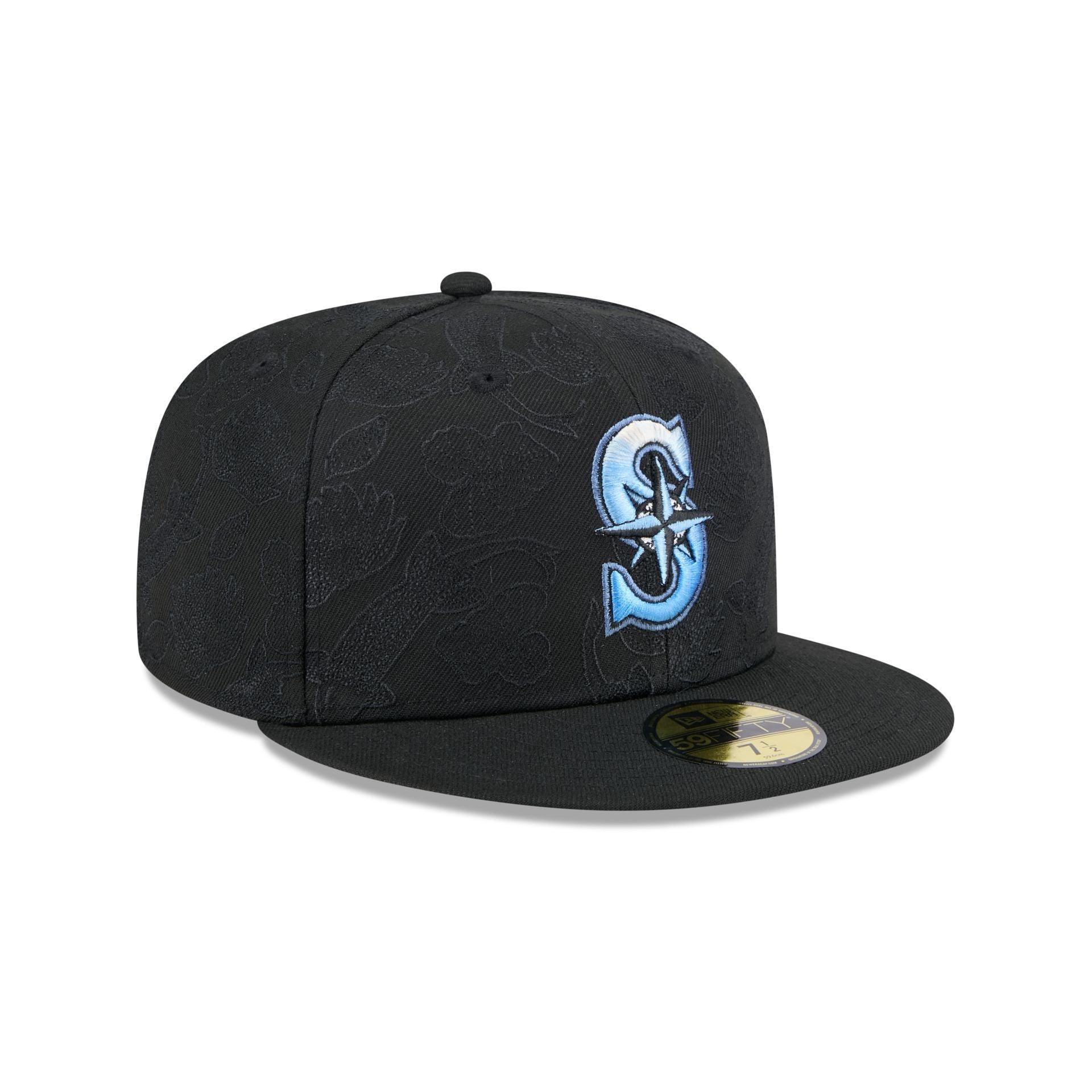 Tennessee Titans 2025 Sideline Hot Weather 59FIFTY Fitted Hat Male Product Image