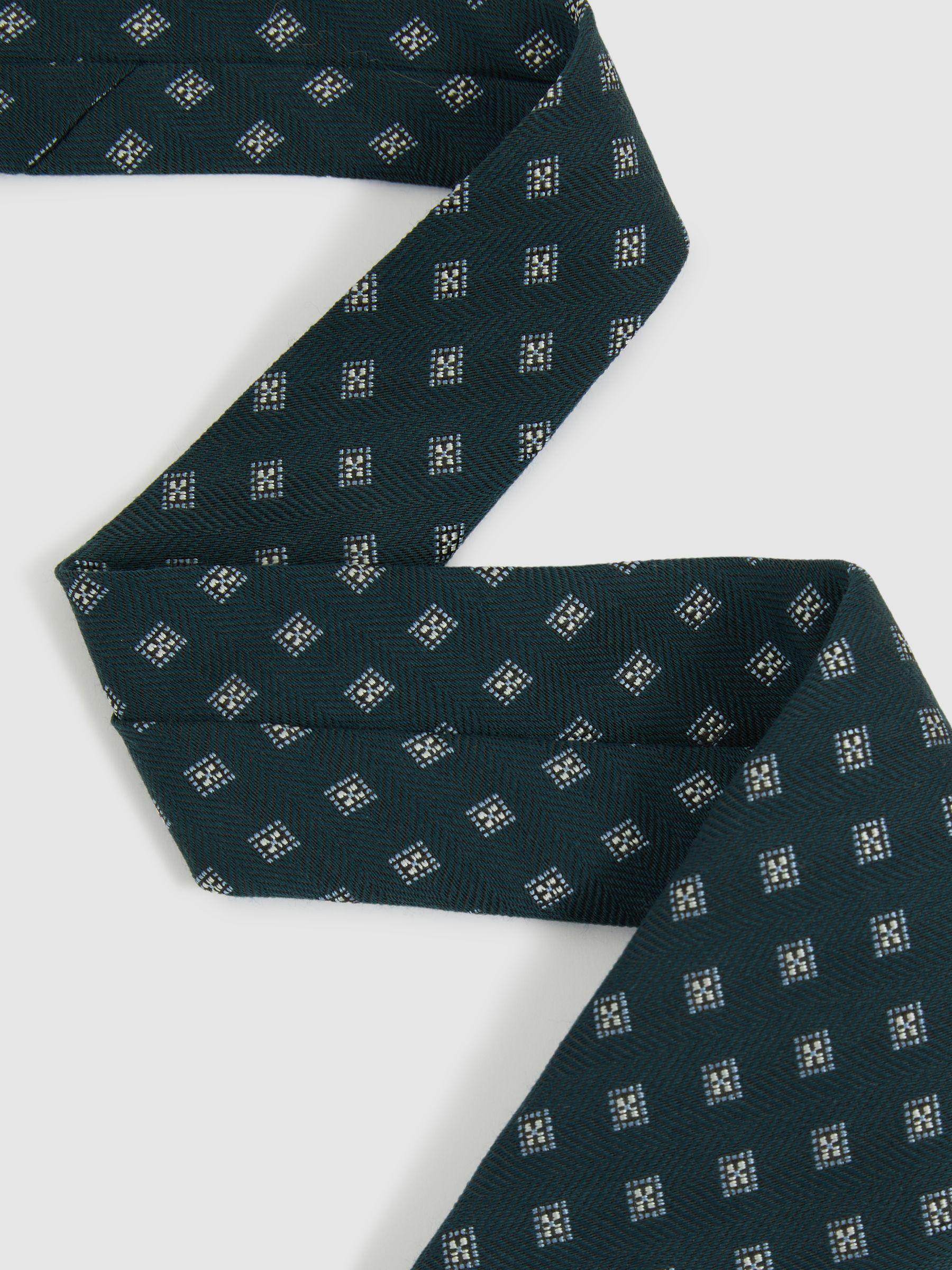 Wool-Silk Foulard Textured Tie in Forest Green Product Image