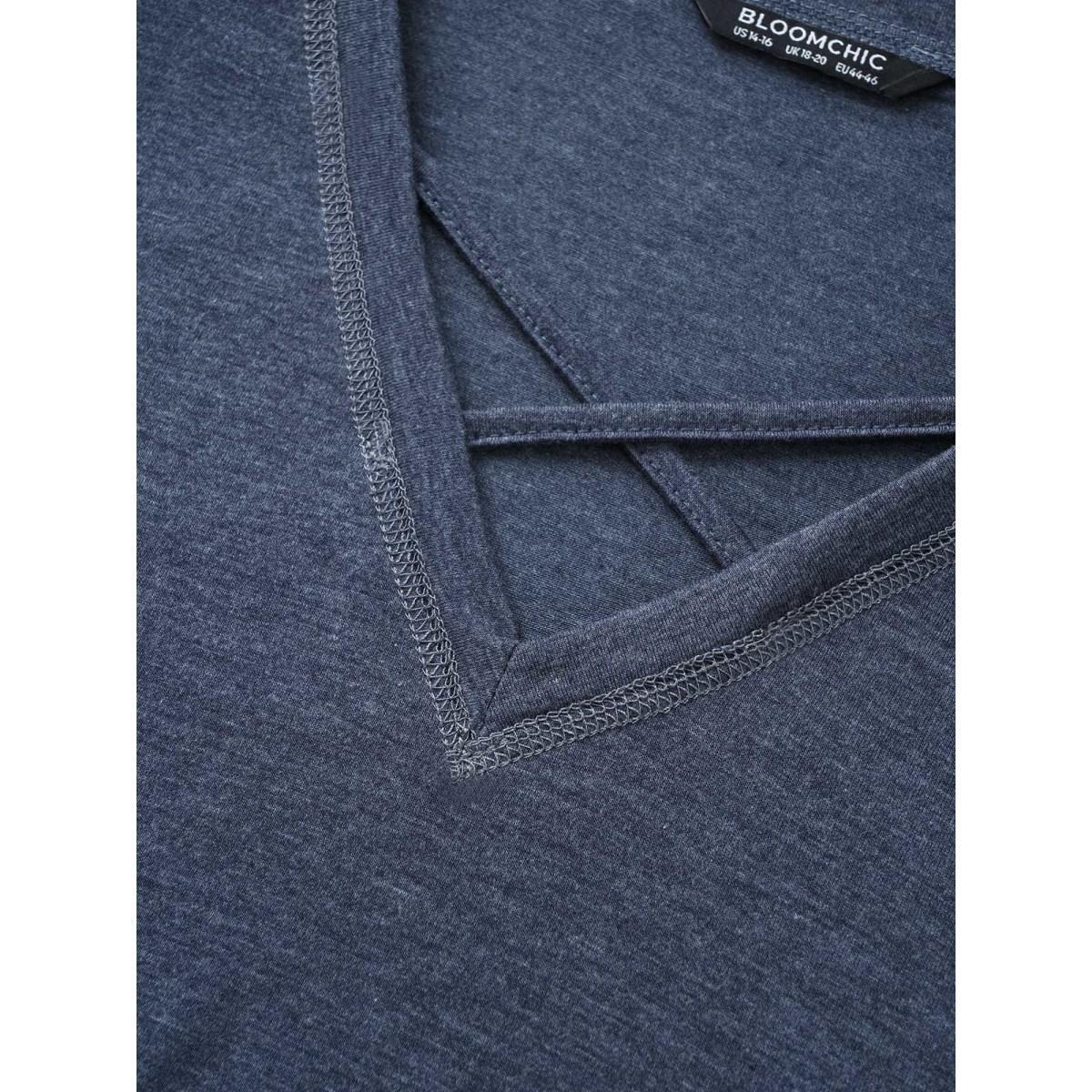 Plus Size Solid Crisscross Neck Contrast Stitch T-shirt DarkBlue Women Casual Plain V-neck Everyday T-shirts BloomChic 18-20/2X Product Image