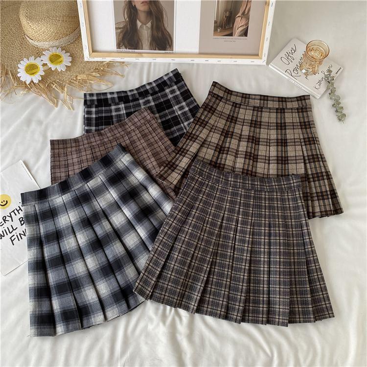 Plaid Pleated Mini Skirt Product Image