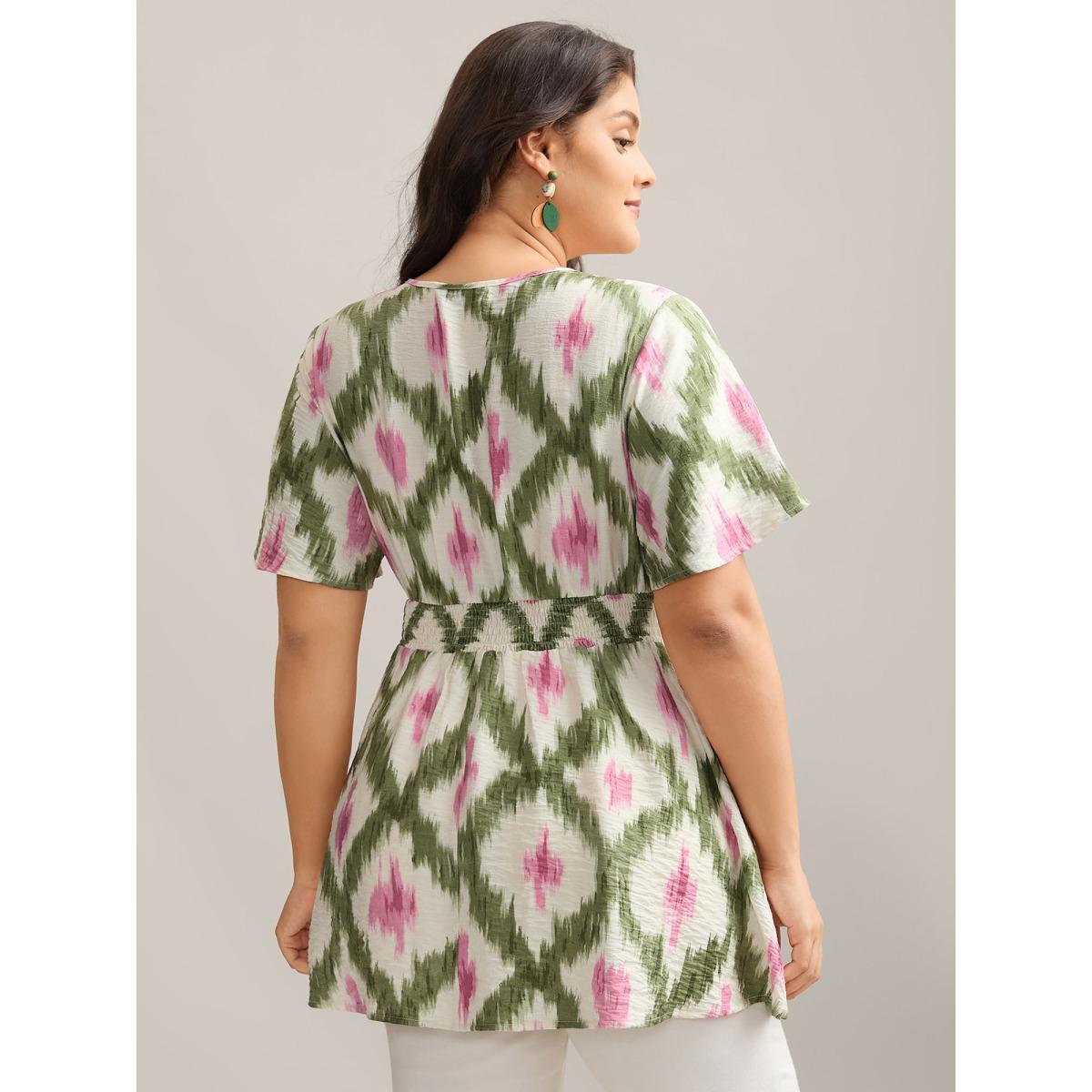 Plus Size Multicolor Tie-Dye Shirred Waist Pockets Blouse Women Short sleeve Overlap Collar Vacation Blouses BloomChic 30/6X Product Image