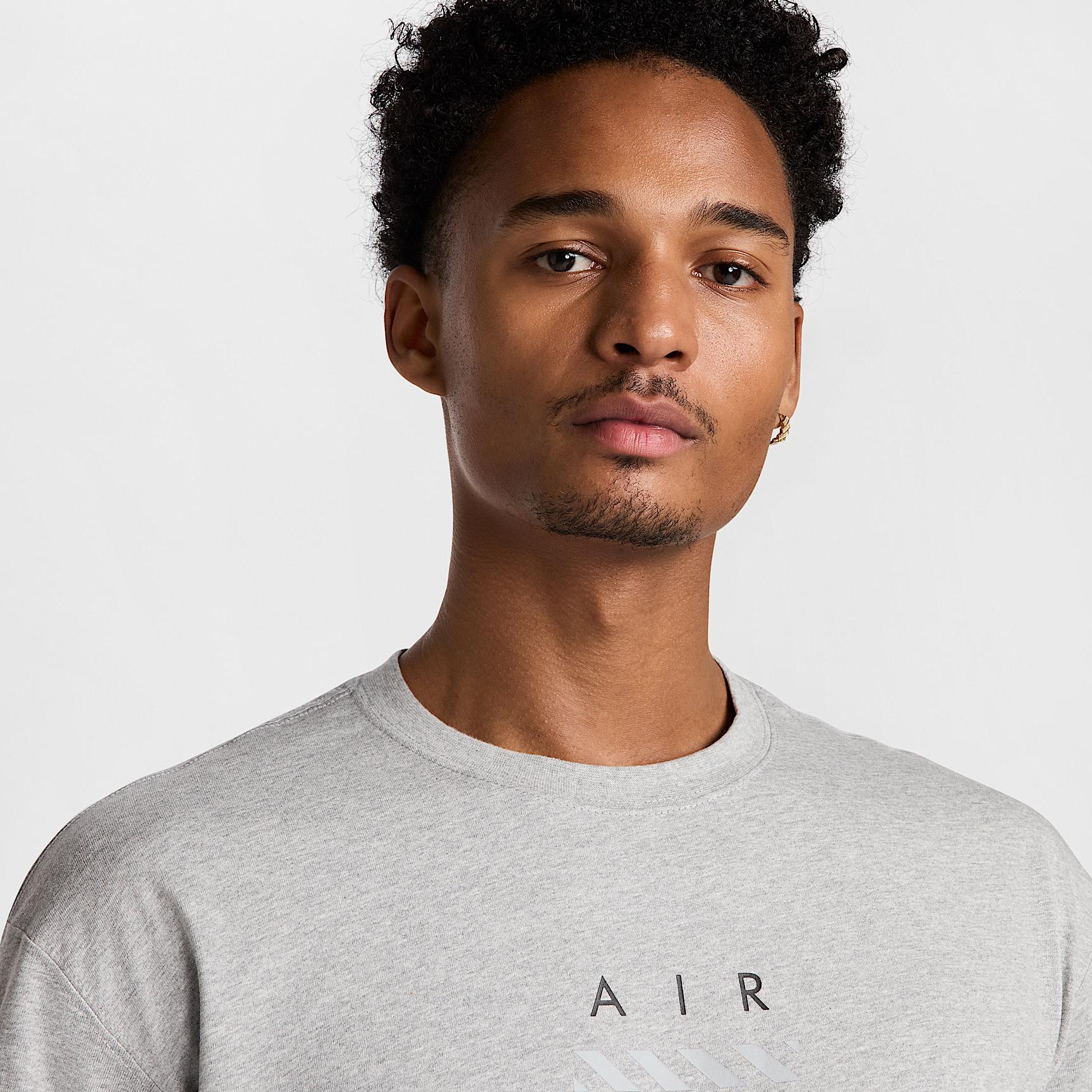 Nike Sportswear Men's Max90 T-Shirt Product Image