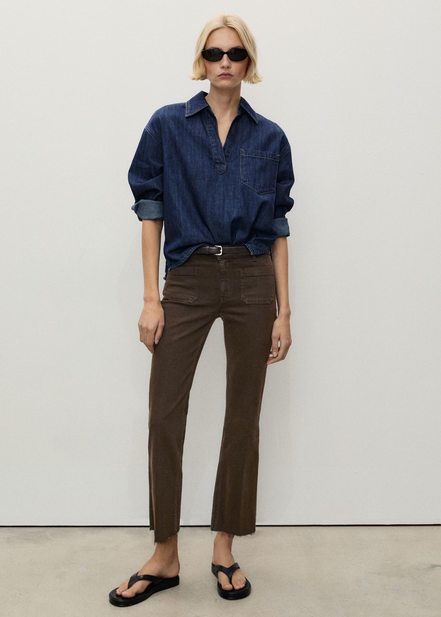 Flared cropped jeans with pockets - Women | MANGO USA Product Image