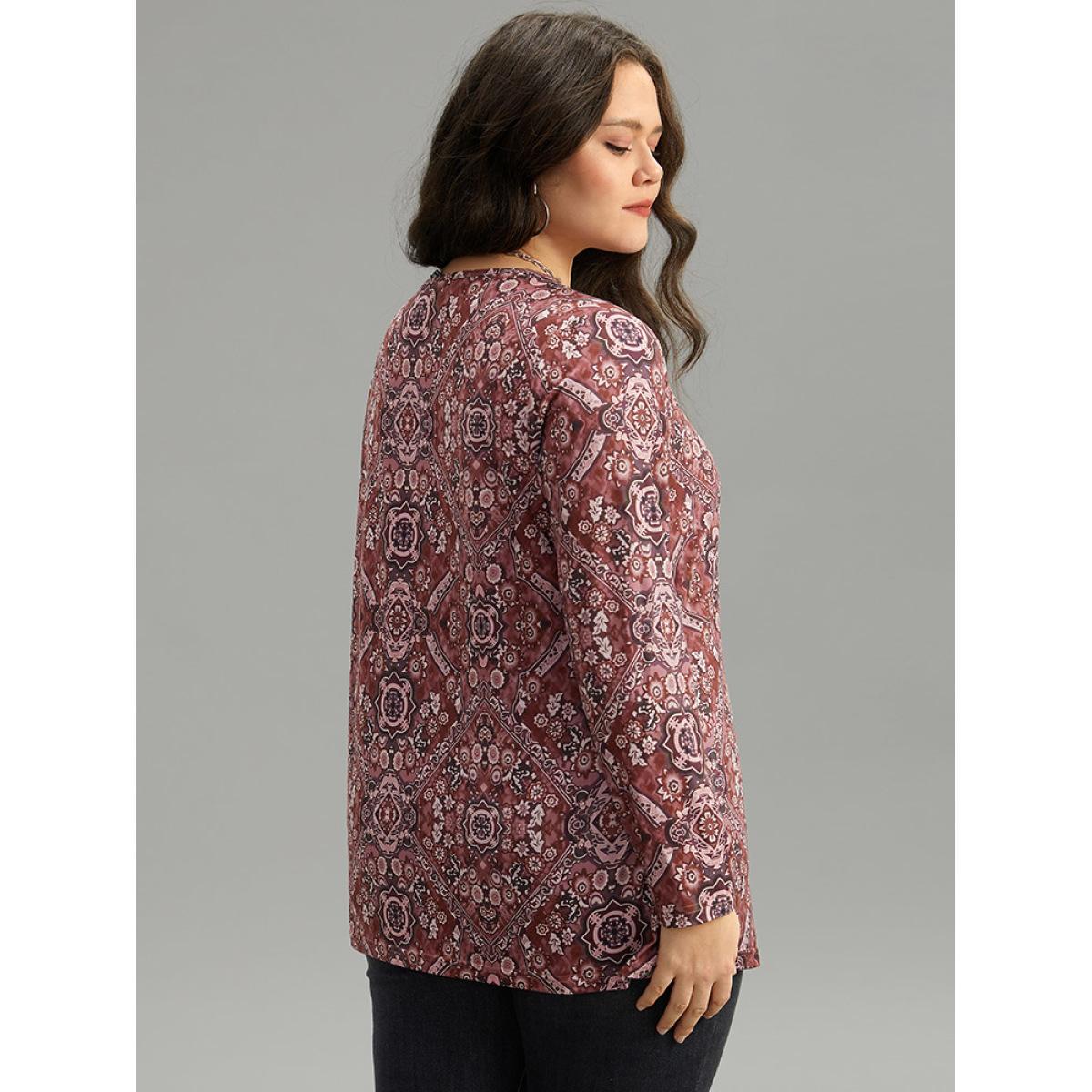 Plus Size Bandana Print Round Neck T-shirt Multicolor Women Casual Printed Bohemian Print Round Neck Dailywear T-shirts BloomChic 14-16/1X Product Image