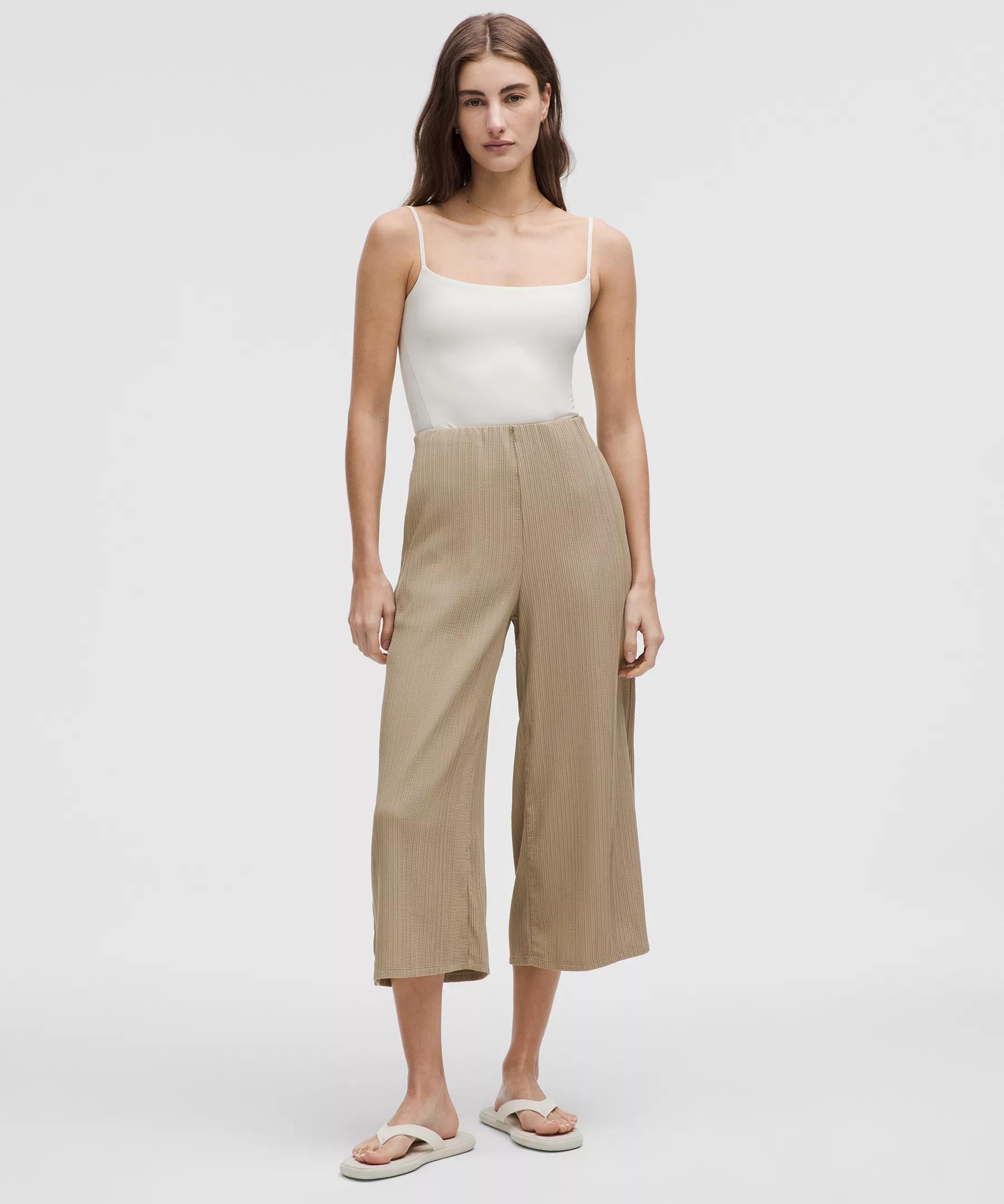 Pleated Stretch High-Rise Wide-Leg Cropped Pant Product Image